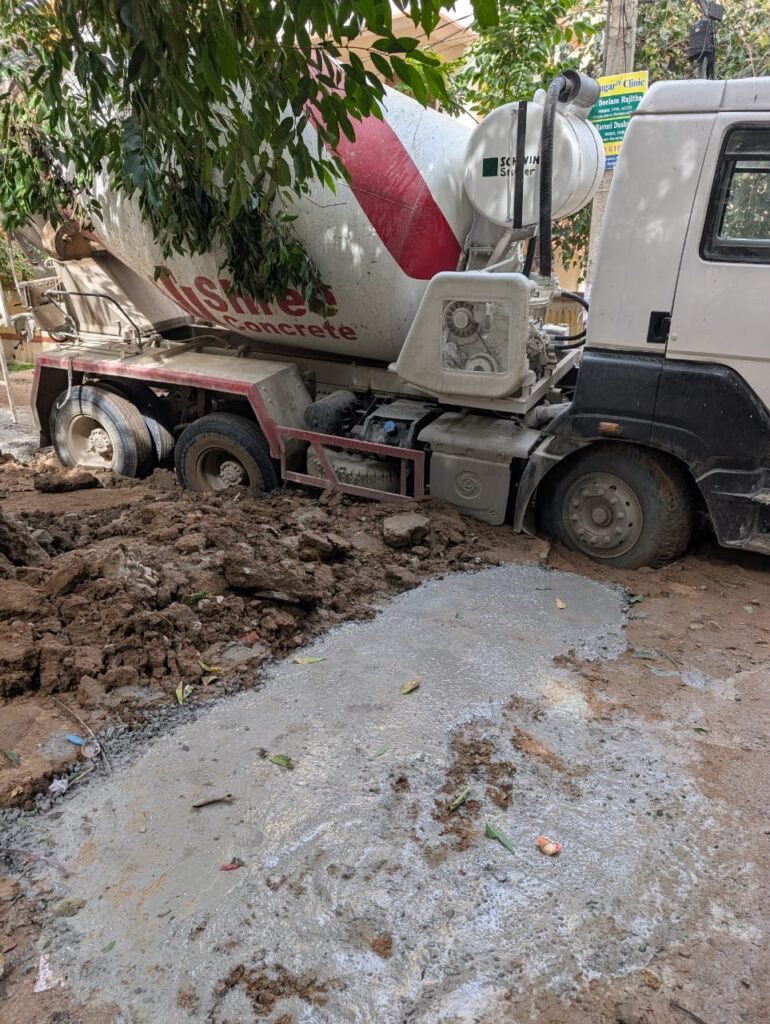 విడియా, ఎఫ్‌సీఐ కాలనీల్లో అధ్వానంగా రోడ్లు
