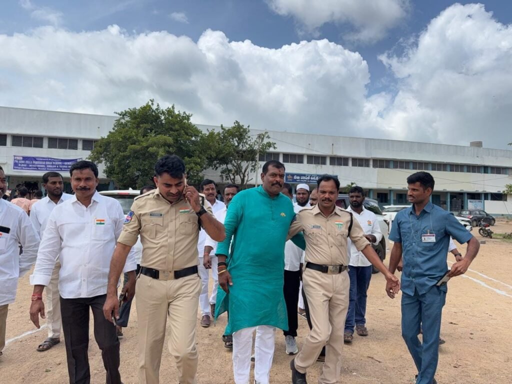 అక్రమ అరెస్టులు నన్ను ఆపలేవు..