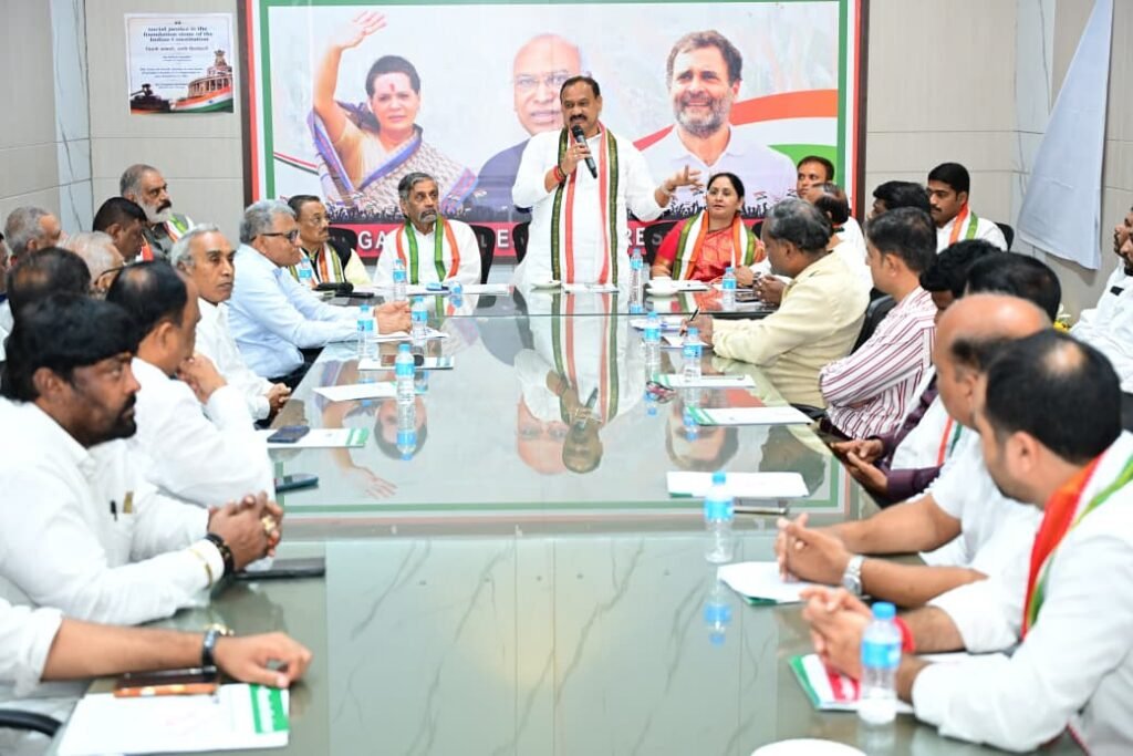 గాంధీ భవన్‌లో టీపీసీసీ ఇంటెలెక్చువల్ సెల్ సమావేశం