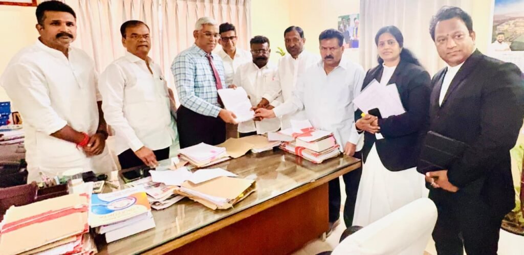 టెస్సరాక్ట్ భూ కుంభకోణంపై లోకాయుక్తను ఆశ్రయించిన బీఆర్ఎస్