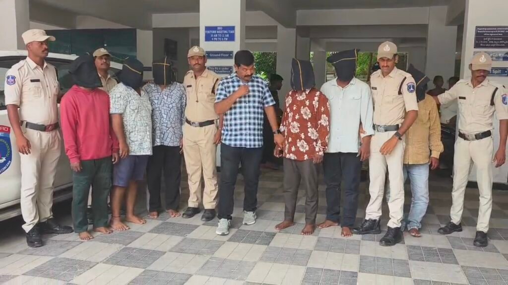 Kukatpally: ఓయో హోటళ్లలో వ్యభిచార దందా.. 11 మంది అరెస్టు.. ముగ్గురు మహిళలకు విముక్తి