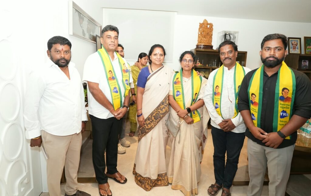సీపీఎం, ఎంసీపీఐ (యూ) నుంచి తెలంగాణ రక్షణ సేనలోకి చేరికలు
